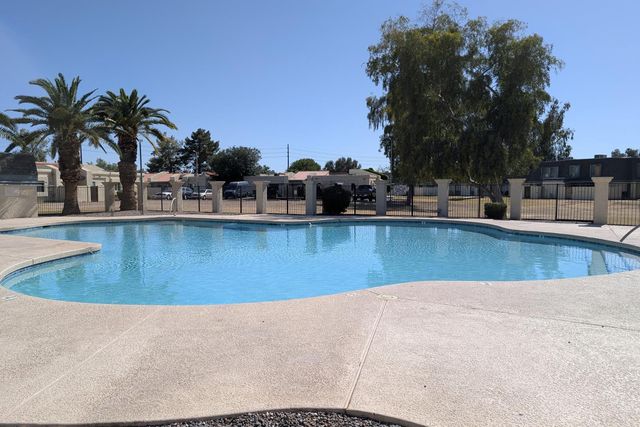 8053 N 32nd Drive, Phoenix, AZ 85051