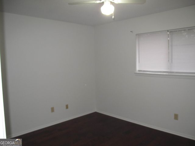 633 Garden Walk Drive, Stone Mountain, GA 30083