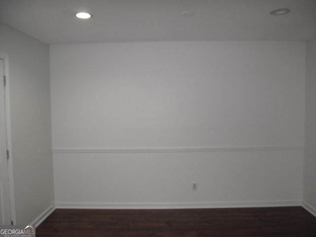 633 Garden Walk Drive, Stone Mountain, GA 30083