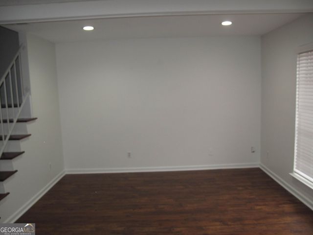 633 Garden Walk Drive, Stone Mountain, GA 30083