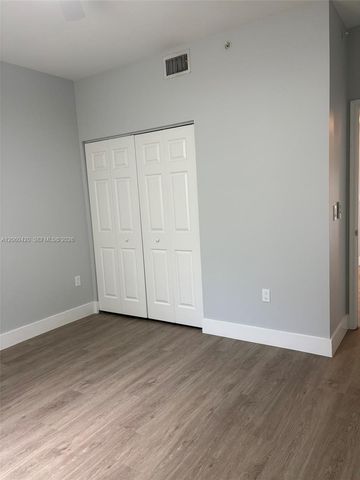 2100 Greenview Shores Boulevard 513, Wellington, FL 33414