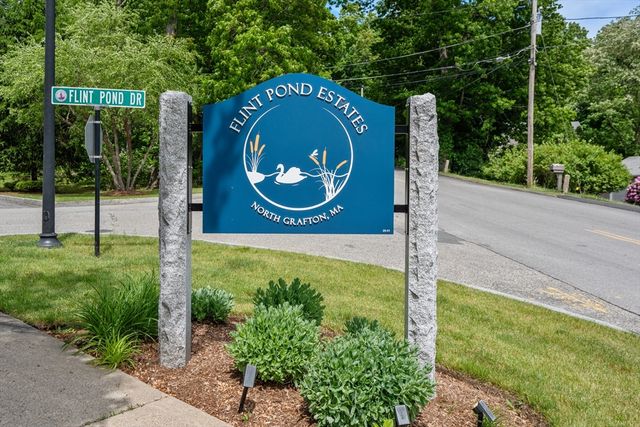 3 Flint Pond Dr 3, Grafton, MA 01536