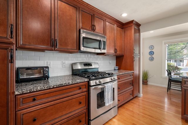 3 Flint Pond Dr 3, Grafton, MA 01536