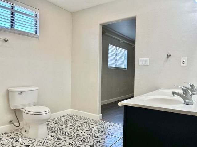 281 S California Street, Chandler, AZ 85225