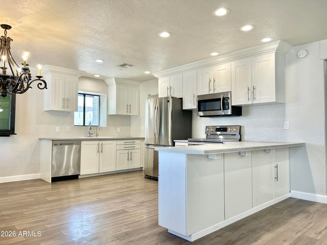 281 S California Street, Chandler, AZ 85225