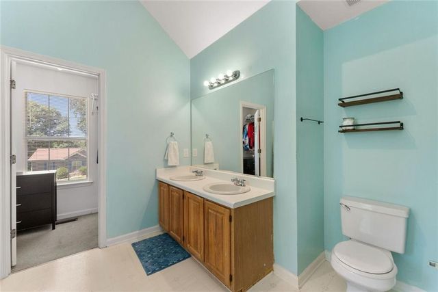 4342 Woodglenn Drive, Gainesville, GA 30507