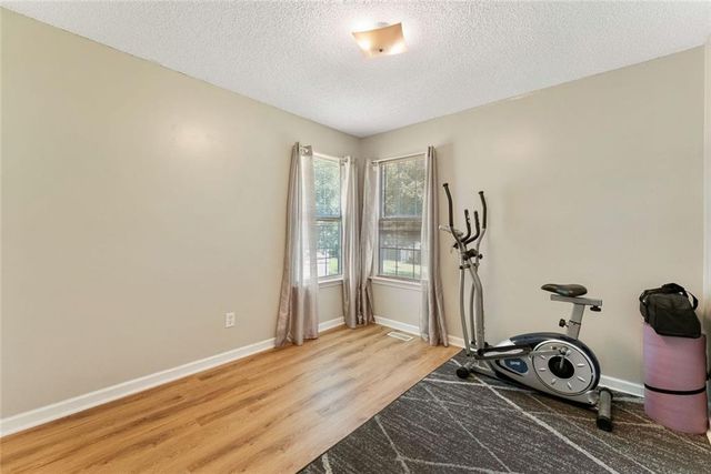 4342 Woodglenn Drive, Gainesville, GA 30507