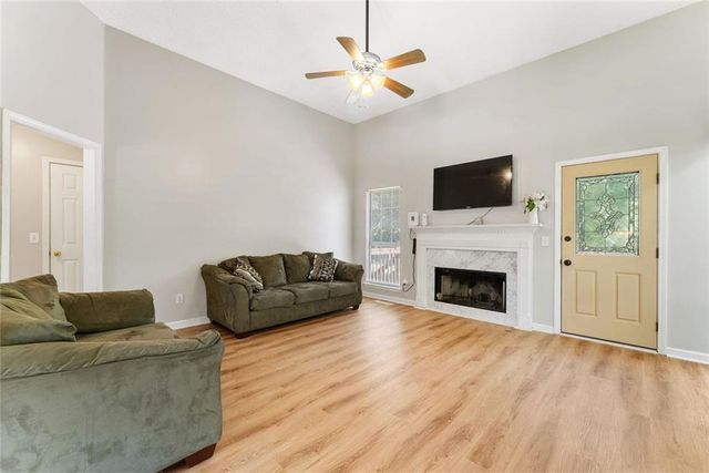4342 Woodglenn Drive, Gainesville, GA 30507