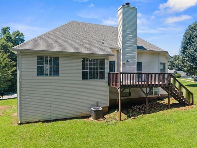 4342 Woodglenn Drive, Gainesville, GA 30507