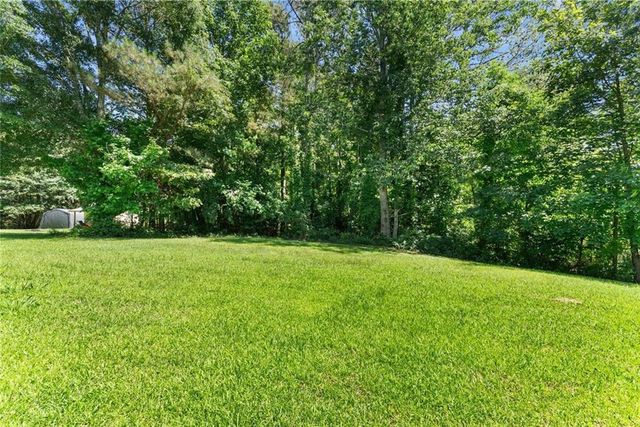 4342 Woodglenn Drive, Gainesville, GA 30507