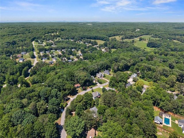 4342 Woodglenn Drive, Gainesville, GA 30507