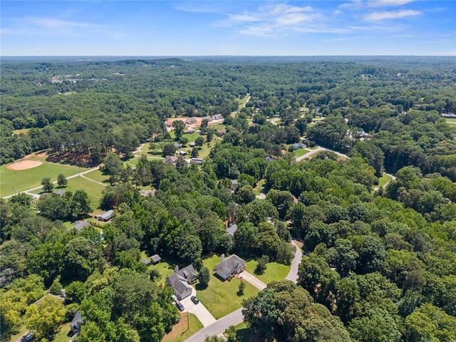 4342 Woodglenn Drive, Gainesville, GA 30507