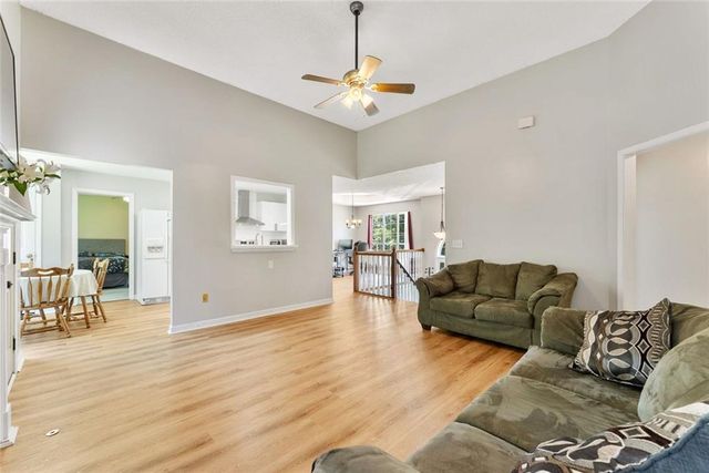 4342 Woodglenn Drive, Gainesville, GA 30507