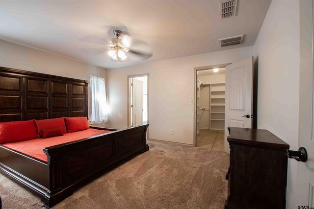 516 Neches, Chandler, TX 75758