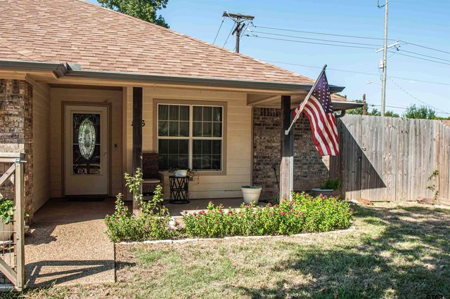 516 Neches, Chandler, TX 75758