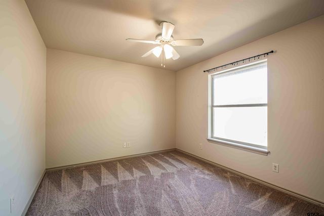 516 Neches, Chandler, TX 75758
