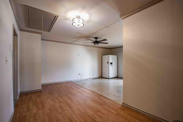 516 Neches, Chandler, TX 75758