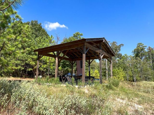1 Murray Lane, Huntsville, TX 77320