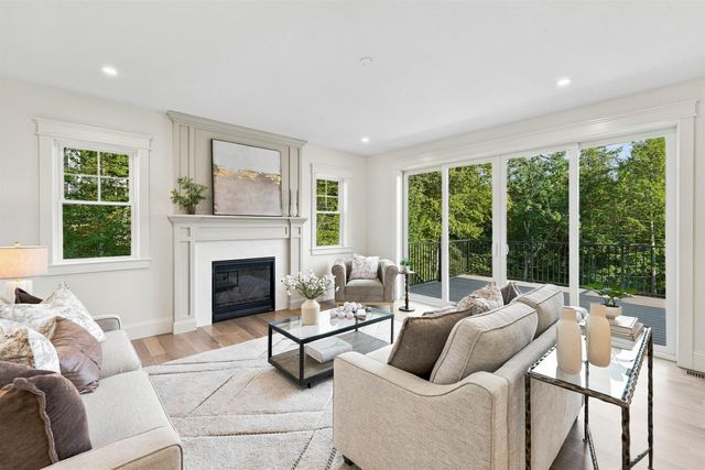 24 Indian Rock Road, Bedford, NH 03110