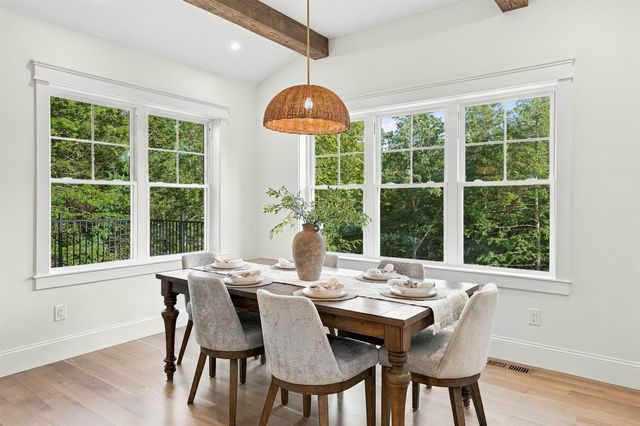 24 Indian Rock Road, Bedford, NH 03110