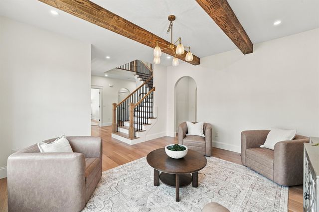 24 Indian Rock Road, Bedford, NH 03110