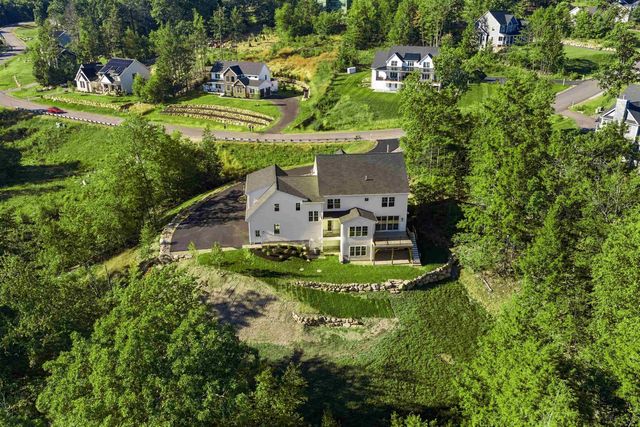 24 Indian Rock Road, Bedford, NH 03110