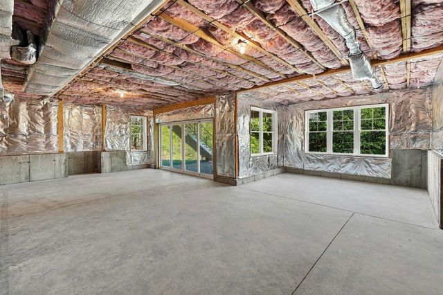 24 Indian Rock Road, Bedford, NH 03110