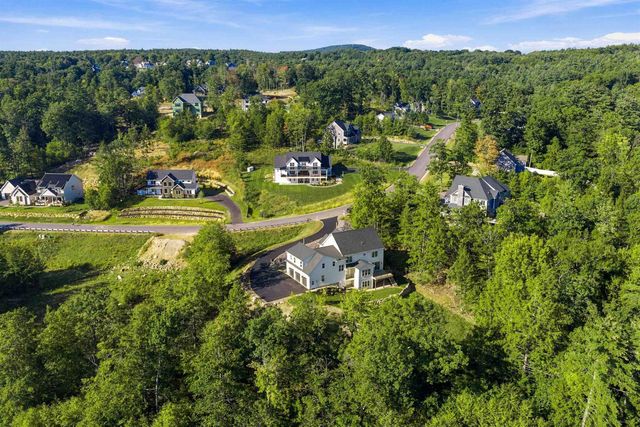 24 Indian Rock Road, Bedford, NH 03110