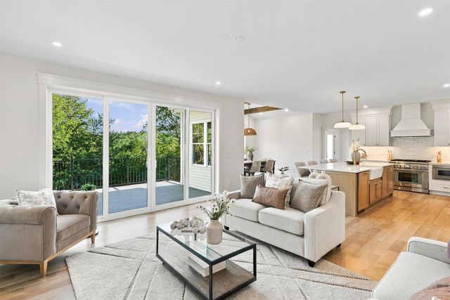 24 Indian Rock Road, Bedford, NH 03110