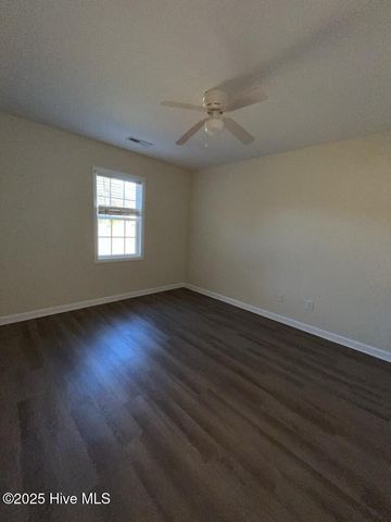 106 Laib Lane 2, Sneads Ferry, NC 28460