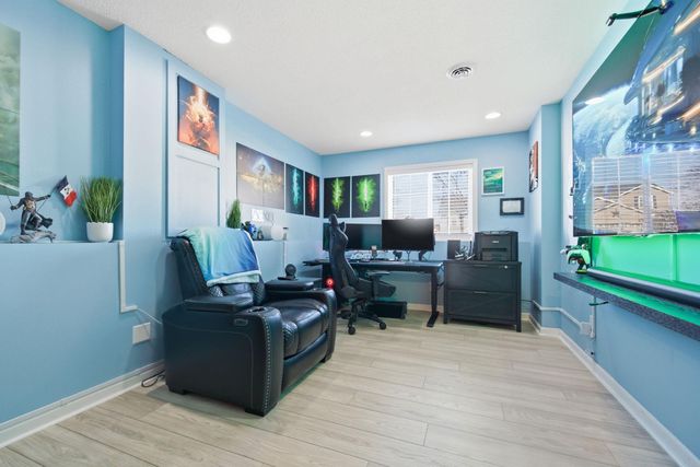 236 Ardennes Avenue E, Shakopee, MN 55379