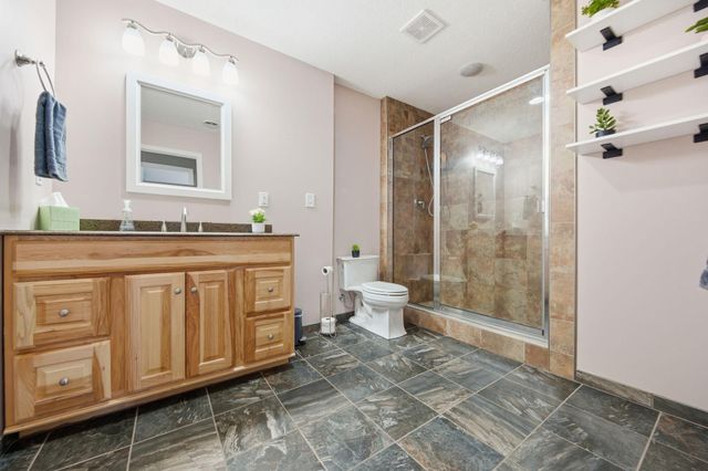 236 Ardennes Avenue E, Shakopee, MN 55379