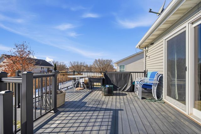 236 Ardennes Avenue E, Shakopee, MN 55379