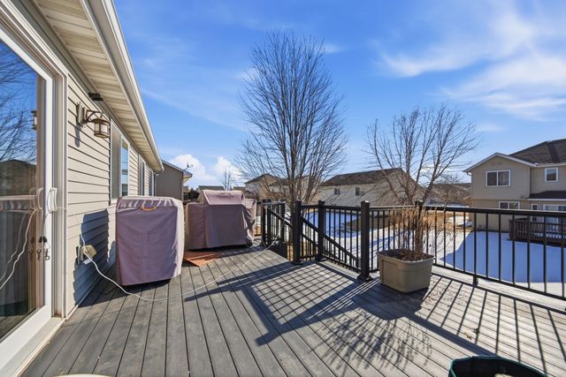 236 Ardennes Avenue E, Shakopee, MN 55379