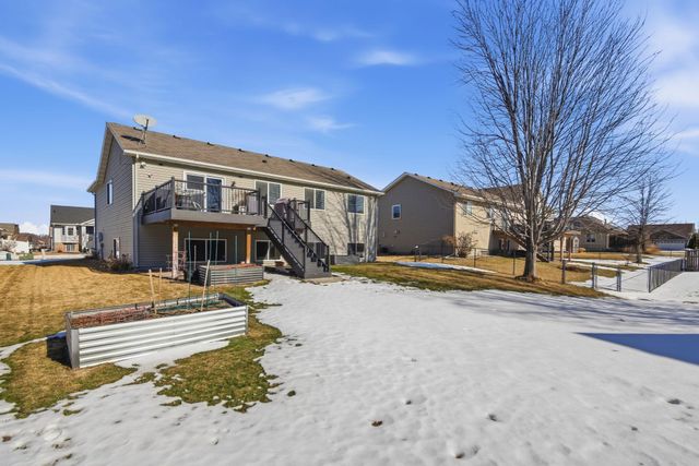 236 Ardennes Avenue E, Shakopee, MN 55379