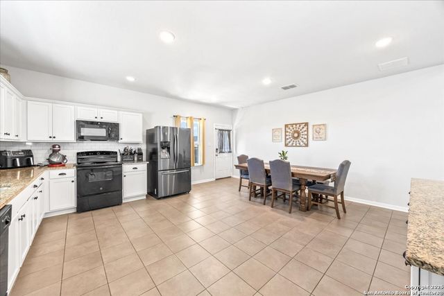 11518 Boehm Path, San Antonio, TX 78245