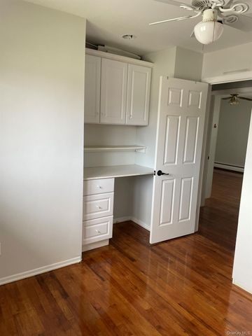 7 Motor Lane, Old Bethpage, NY 11804