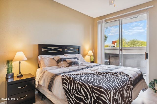 7009 E ACOMA Drive 1018, Scottsdale, AZ 85254