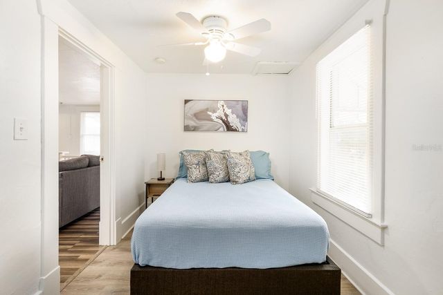 1043 7TH AVENUE N, St Petersburg, FL 33705