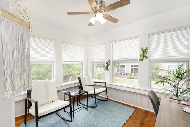 1043 7TH AVENUE N, St Petersburg, FL 33705