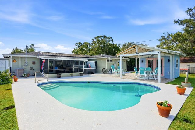 4822 60TH WAY N, Kenneth City, FL 33709