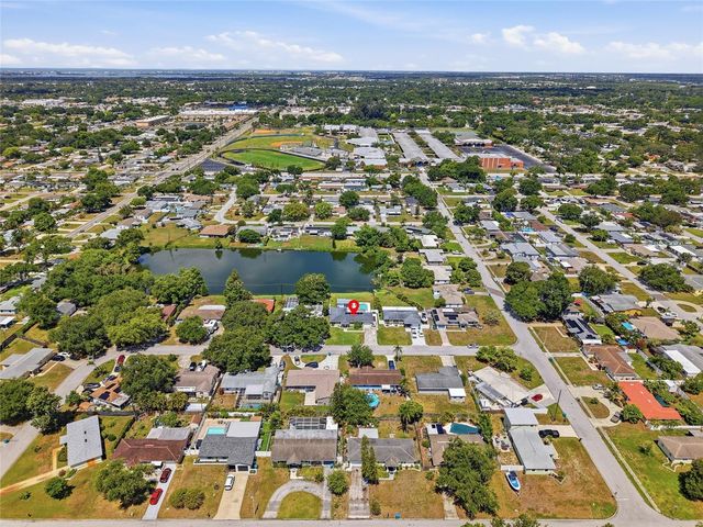 4822 60TH WAY N, Kenneth City, FL 33709