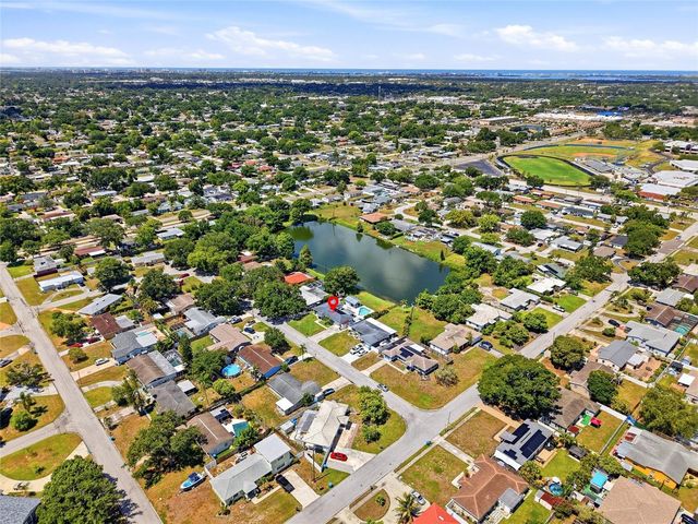 4822 60TH WAY N, Kenneth City, FL 33709