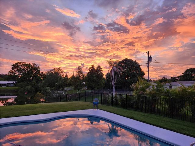 4822 60TH WAY N, Kenneth City, FL 33709