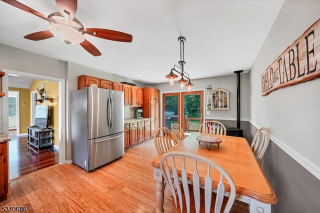 119 E Springtown Rd, Washington Twp., NJ 07853