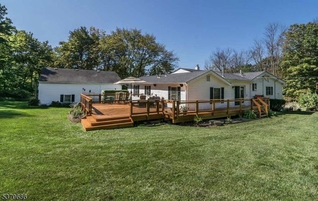 119 E Springtown Rd, Washington Twp., NJ 07853