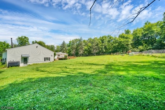 119 E Springtown Rd, Washington Twp., NJ 07853