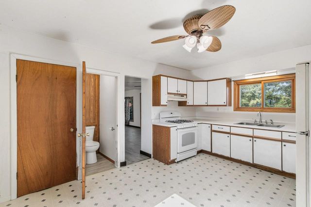 152 Central Avenue, Montello, WI 53949