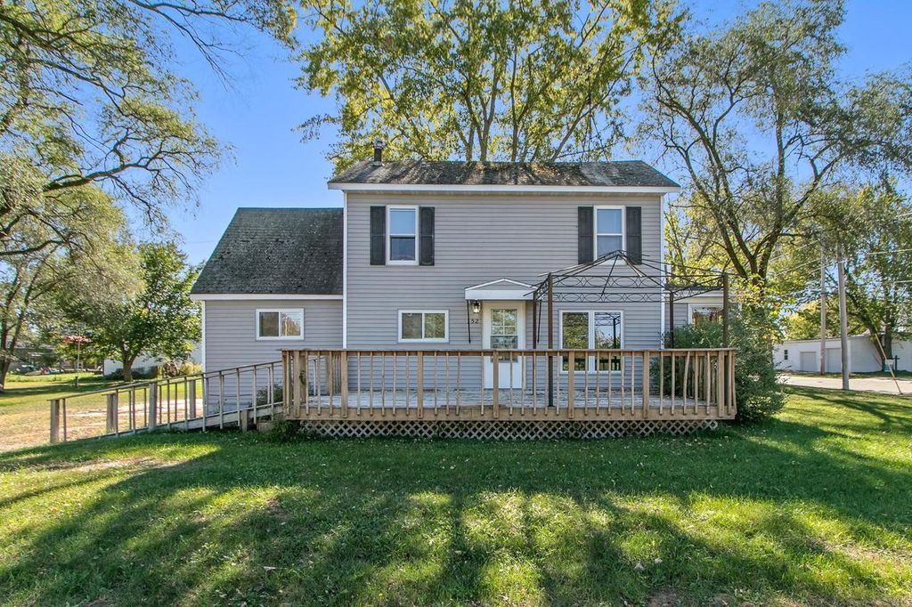152 Central Avenue, Montello, WI 53949