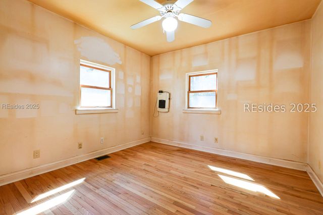 700 Oakwood Dr, Hardeeville, SC 29927